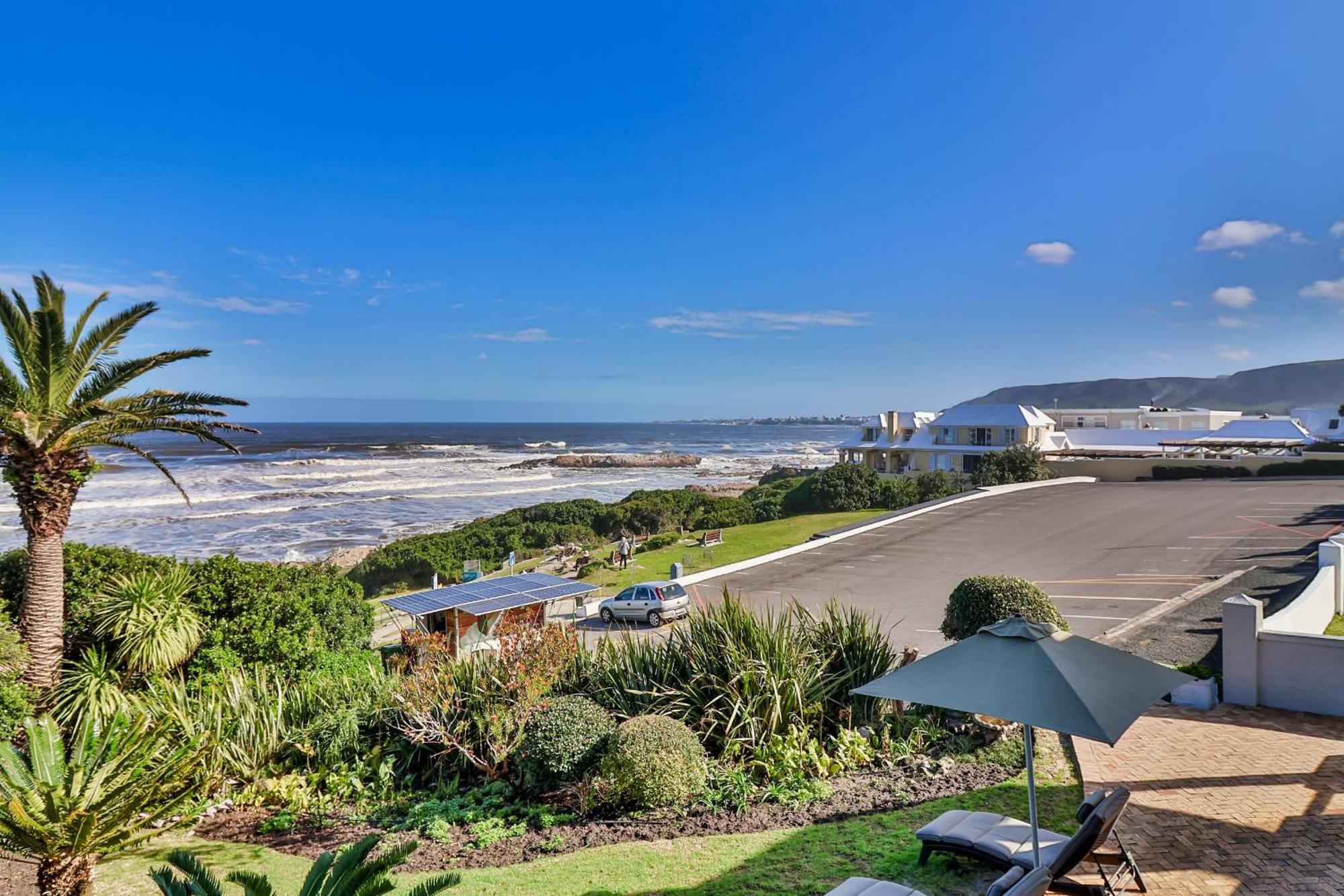 Hermanus Beachfront Lodge - Solar Power Luaran gambar