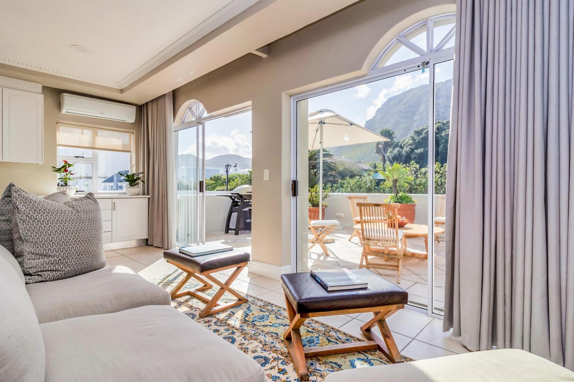 Hermanus Beachfront Lodge - Solar Power Luaran gambar